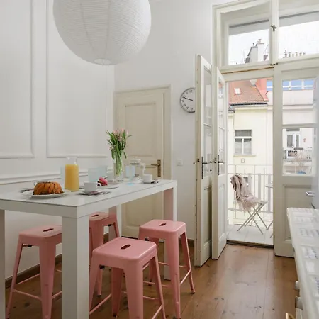 Airstay : Deluxe Old Town Lejlighed *
