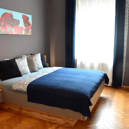 Airstay : Deluxe Old Town Prague