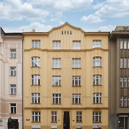 Apartment Airstay : Deluxe Old Town Prague