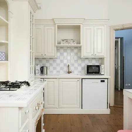 Apartment Airstay : Deluxe Old Town