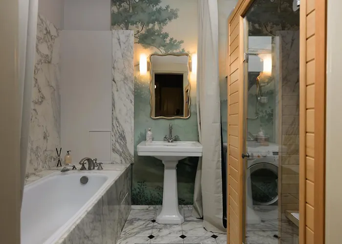 Airstay : Deluxe Old Town Appartement *