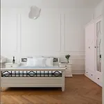 Airstay : Deluxe Old Town Apartamento