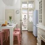 Airstay : Deluxe Old Town *